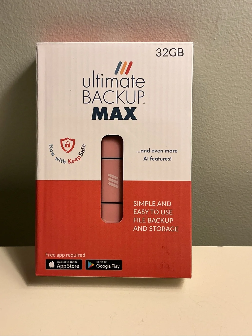 NWT! Ultimate BACKUP MAX 32GB Portable Flash Drive - Pink